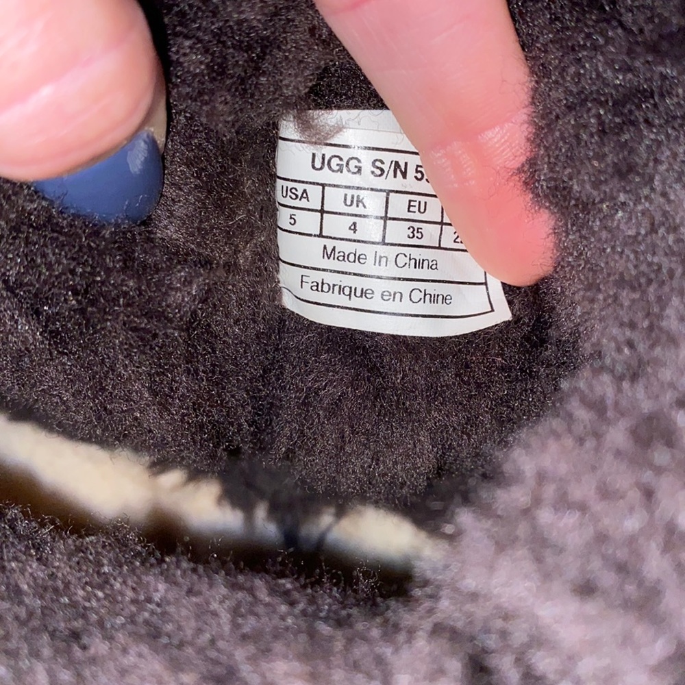 ugg bailey button boots - Picture 6 of 8